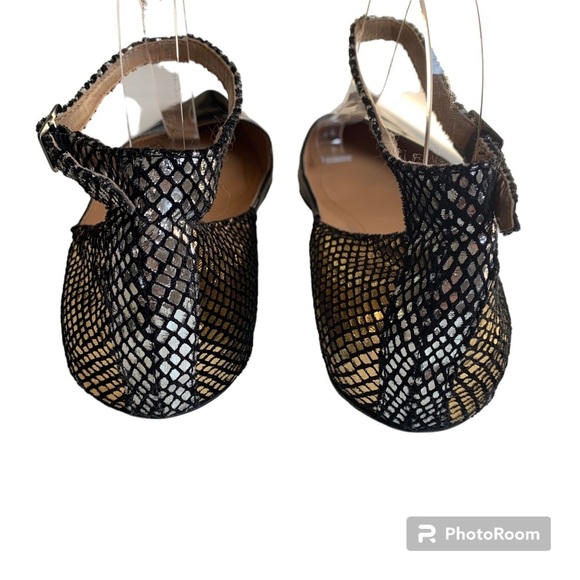 BCBG Paris Zuma Gold Black Snakeskin Ankle Strap Flats Women's sz US 9 / EU 39 - Picture 2 of 8